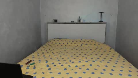 Snapshot of jokkeer69 chatting on 10.08.25 Hello we John and Harli  online show from 10.08.25