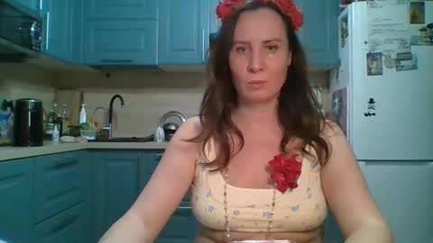 you can call me my Queen online show from 05.21.26