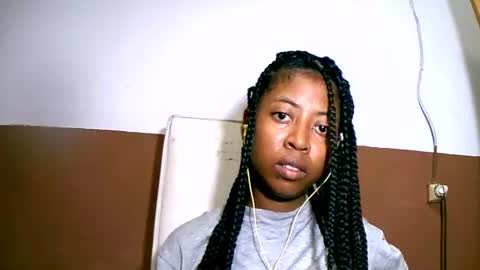 joliekah27 online show from 02.15.25