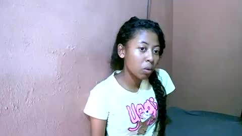 joliekah27 online show from 02.25.25