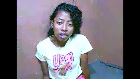 joliekah27 online show from 02.25.25