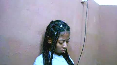 joliekah27 online show from 02.28.25