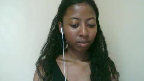 joliekah27 online show from 03.24.26