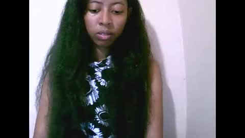 joliekah27 online show from 04.28.26