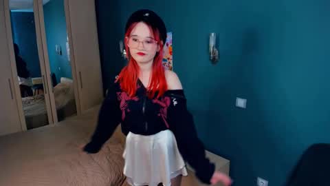 Snapshot of jolynnmarsiglia chatting on 10.13.25 Nelly online show from 10.13.25