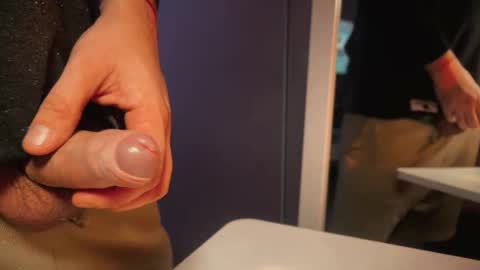 Snapshot of jonahshyfap chatting on 11.01.25 jonahshyfap online show from 11.01.25