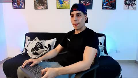 Instagram jonathanfit14 online show from 04.30.26