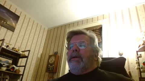 Snapshot of joncpics chatting on 12.04.24 joncpics online show from 12.04.24