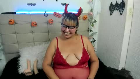 Scarlet online show from 10.30.25