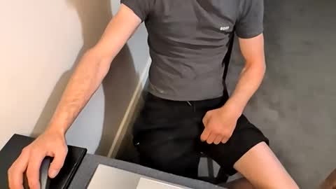 jonlow1 online show from 09.13.25