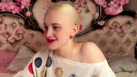 Snapshot of jonnienita chatting on 03.22.26 Alice online show from 03.22.26