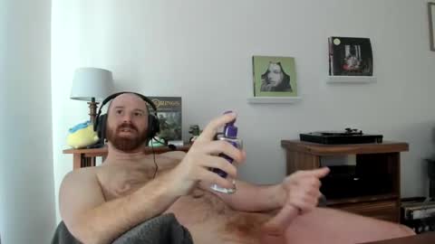 Snapshot of jonnlulz chatting on 01.05.25 Jon online show from 01.05.25