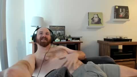 Snapshot of jonnlulz chatting on 01.17.25 Jon online show from 01.17.25