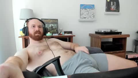 Snapshot of jonnlulz chatting on 03.10.25 Jon online show from 03.10.25