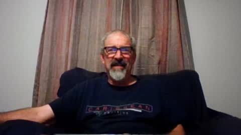 Snapshot of jony_five chatting on 10.30.25 Jon online show from 10.30.25