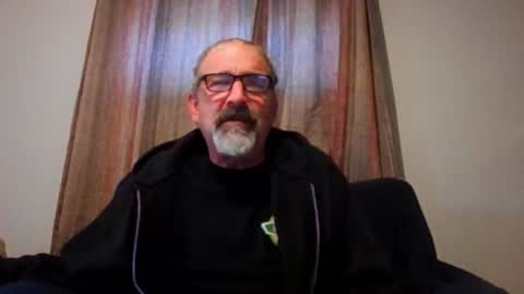 Snapshot of jony_five chatting on 11.02.25 Jon online show from 11.02.25