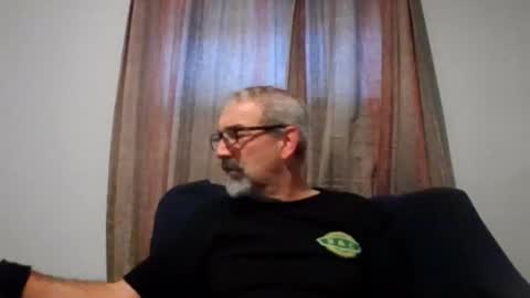 Snapshot of jony_five chatting on 11.30.25 Jon online show from 11.30.25