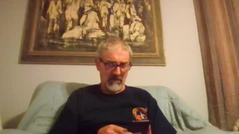 Snapshot of jony_five chatting on 01.09.26 Jon online show from 01.09.26