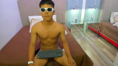 Snapshot of jordan_frank chatting on 12.22.24 Jordan Frank online show from 12.22.24