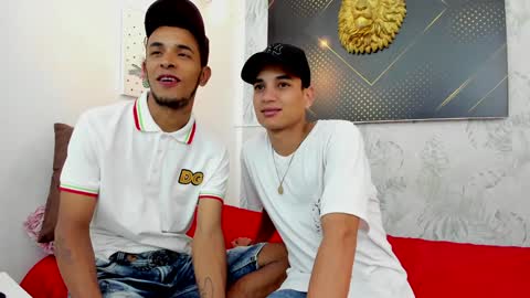 Snapshot of jordanandandrew chatting on 01.05.25 jordanandandrew online show from 01.05.25