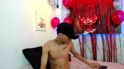 Snapshot of jordanandandrew chatting on 02.13.25 jordanandandrew online show from 02.13.25