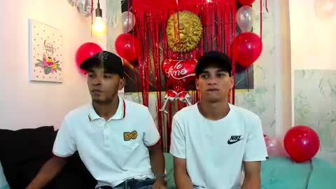 Snapshot of jordanandandrew chatting on 02.14.25 jordanandandrew online show from 02.14.25