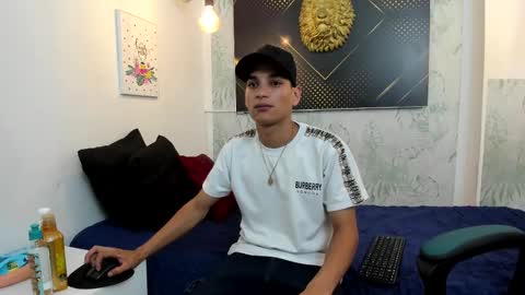 Snapshot of jordanandandrew chatting on 02.21.25 jordanandandrew online show from 02.21.25