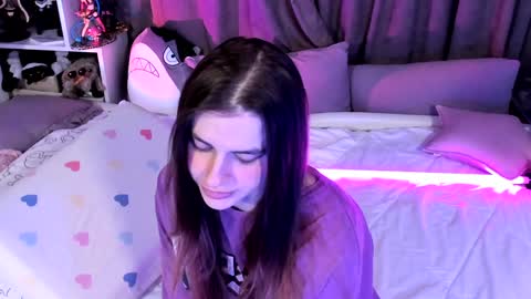 Snapshot of jorougumo chatting on 12.26.24 Rose online show from 12.26.24