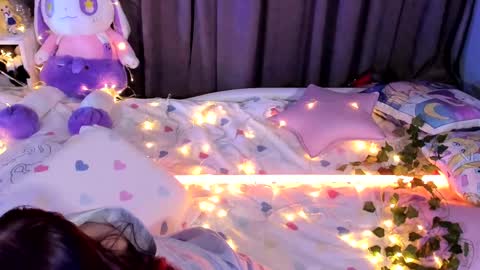 Snapshot of jorougumo chatting on 02.27.25 Rose online show from 02.27.25