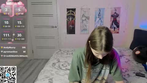 Snapshot of jorroger chatting on 09.23.25 Mila online show from 09.23.25