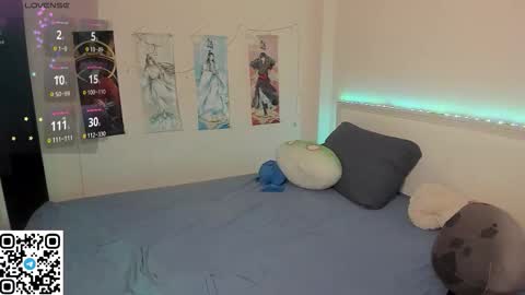 Snapshot of jorroger chatting on 11.25.25 Mila online show from 11.25.25