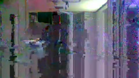 Snapshot of josavaho235836 chatting on 10.08.25 Joey Amy online show from 10.08.25