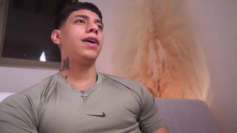 Snapshot of josep_davies chatting on 03.08.26 Josep online show from 03.08.26