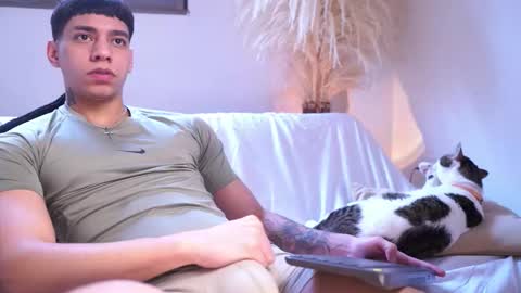 Snapshot of josep_davies chatting on 03.08.26 Josep online show from 03.08.26