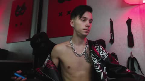 Snapshot of joseph__quinn chatting on 01.24.25 Master Joseph online show from 01.24.25