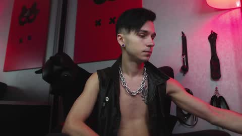 Snapshot of joseph__quinn chatting on 01.25.25 Master Joseph online show from 01.25.25