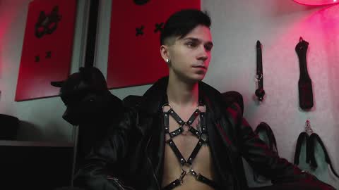 Snapshot of joseph__quinn chatting on 01.30.25 Master Joseph online show from 01.30.25