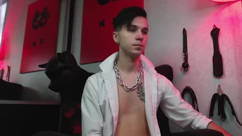 Snapshot of joseph__quinn chatting on 02.02.25 Master Joseph online show from 02.02.25