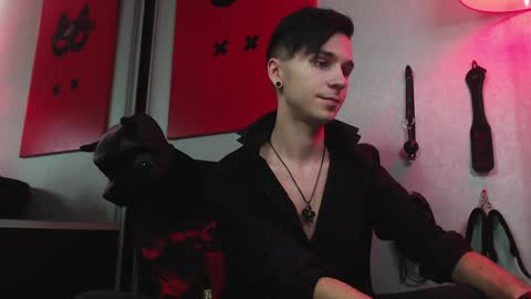 Snapshot of joseph__quinn chatting on 02.04.25 Master Joseph online show from 02.04.25