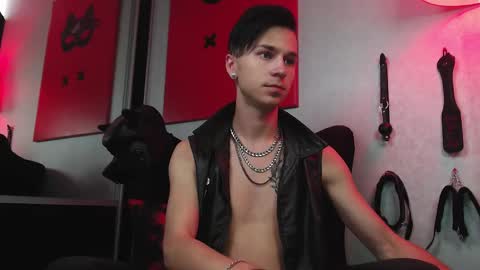 Snapshot of joseph__quinn chatting on 02.21.25 Master Joseph online show from 02.21.25