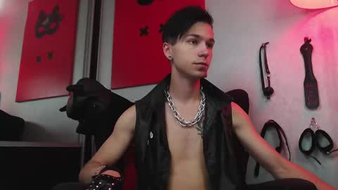 Snapshot of joseph__quinn chatting on 02.26.25 Master Joseph online show from 02.26.25