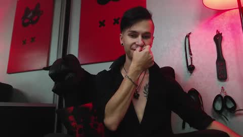 Snapshot of joseph__quinn chatting on 03.07.25 Master Joseph online show from 03.07.25