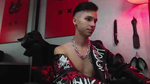 Snapshot of joseph__quinn chatting on 03.10.25 Master Joseph online show from 03.10.25