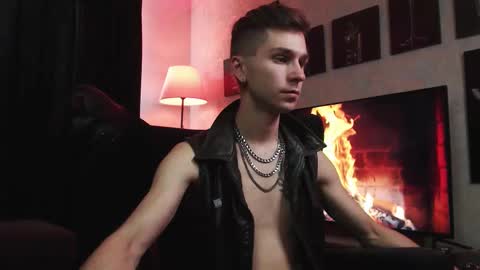 Snapshot of joseph__quinn chatting on 09.14.25 Master Joseph online show from 09.14.25