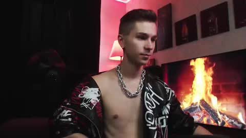 Snapshot of joseph__quinn chatting on 09.16.25 Master Joseph online show from 09.16.25