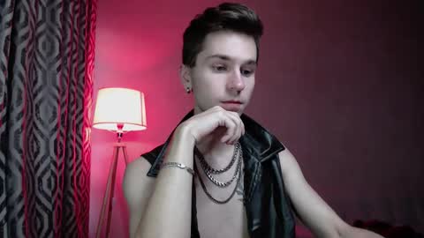 Snapshot of joseph__quinn chatting on 10.06.25 Master Joseph online show from 10.06.25