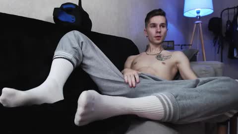 Snapshot of joseph__quinn chatting on 11.16.25 Master Joseph online show from 11.16.25