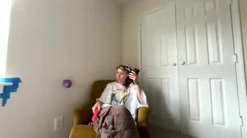 Josephine Luv online show from 03.12.26