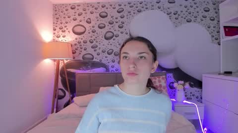 Josephine online show from 04.03.26