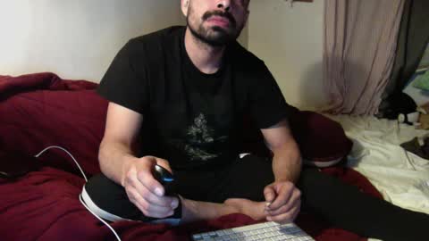 Snapshot of josephs1990 chatting on 01.12.25 josephs1990 online show from 01.12.25